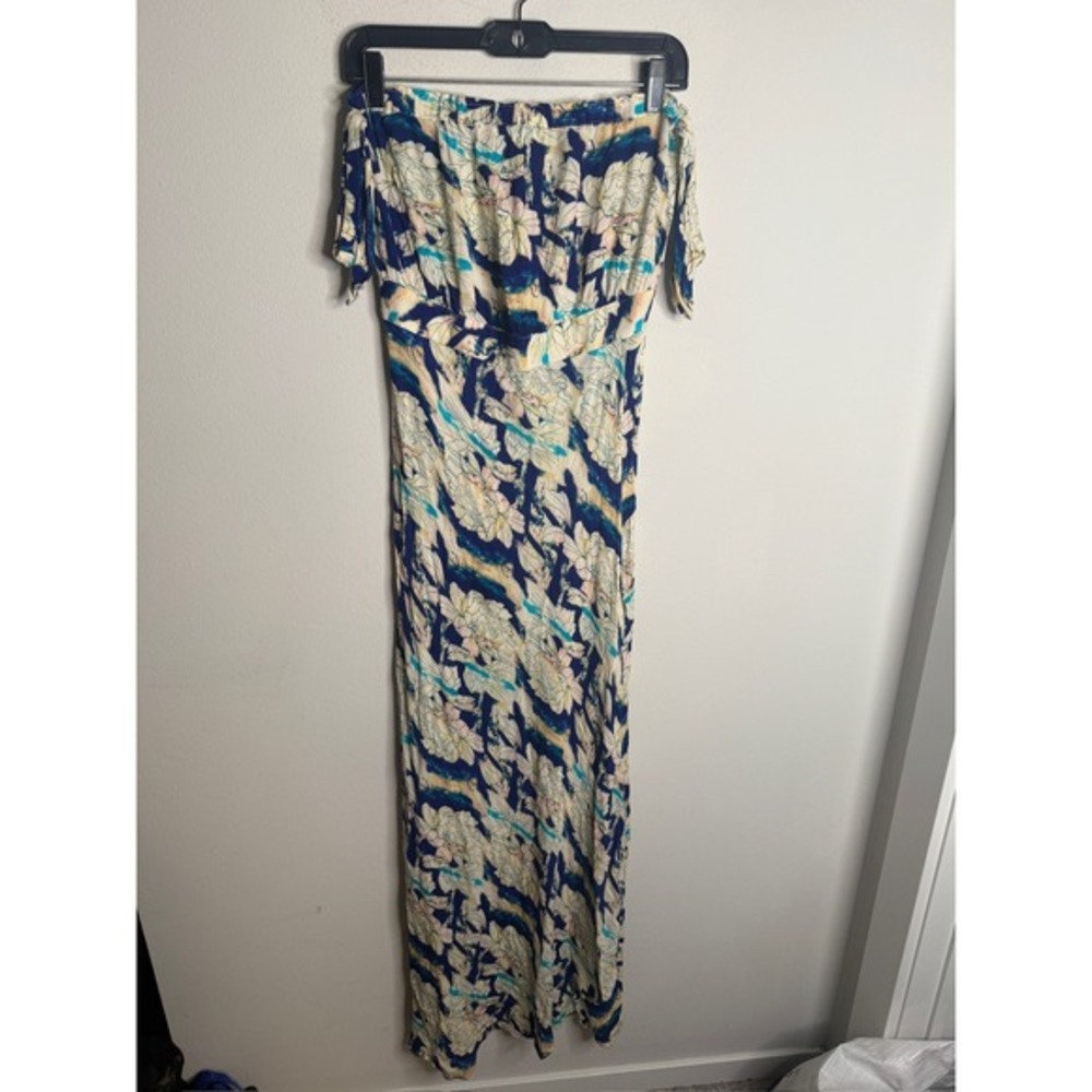 Flynn Skye Off Shoulder Ruffle Maxi Dress Floral Print Blue Cream Pink Women's L